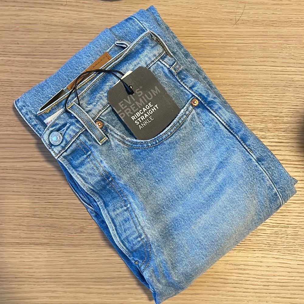 Levi’s Ribcage - Straight Ankle